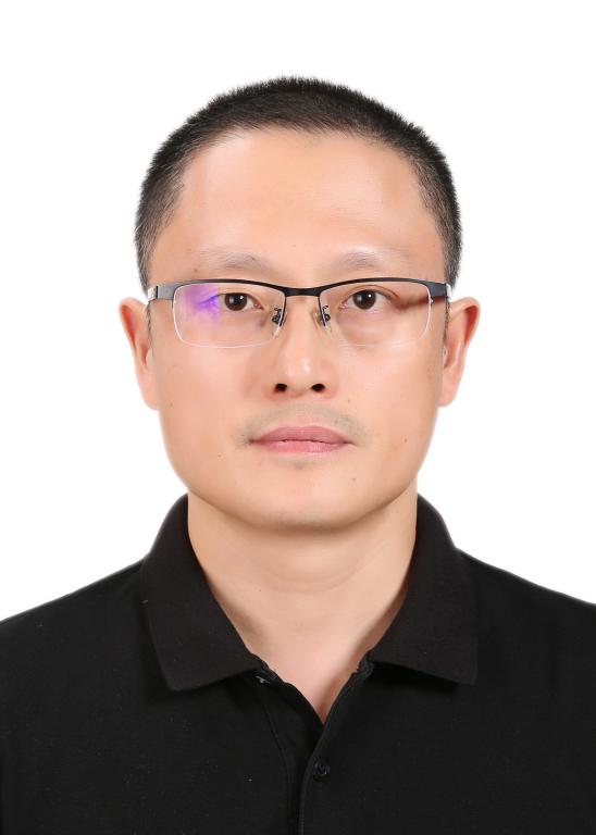 魏小庆(副教授、医学人文与公共卫生教研室主任)